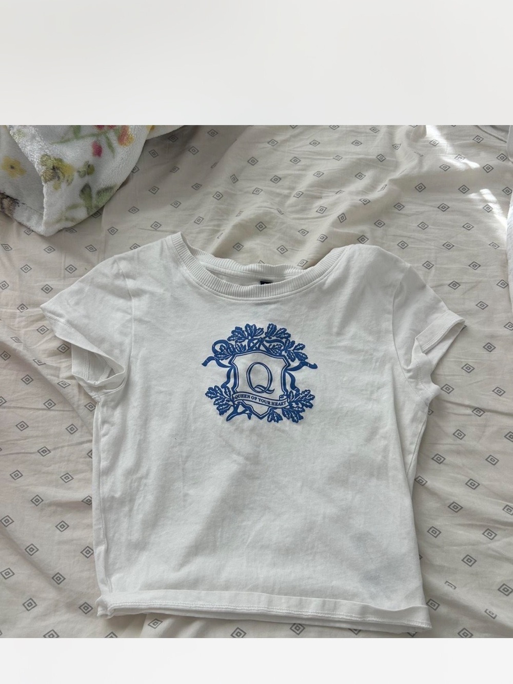 H&M White Short Sleeve Tee with Blue Crest Graphic